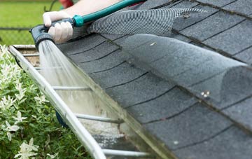 Iolaraigh gutter cleaning costs